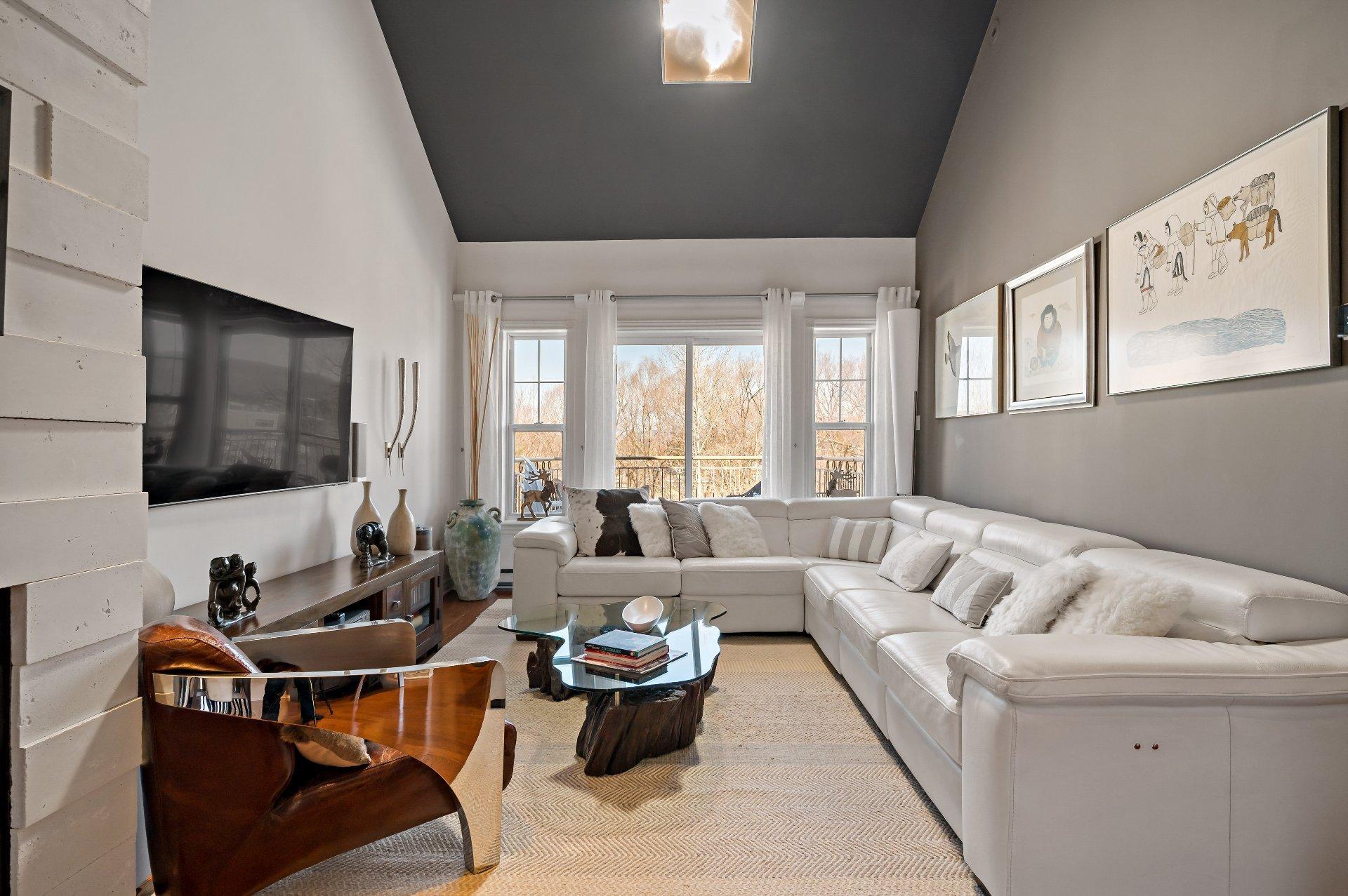 









410


Allée des Cimes

, 8,
Mont-Tremblant,




QC
J8E0B3

