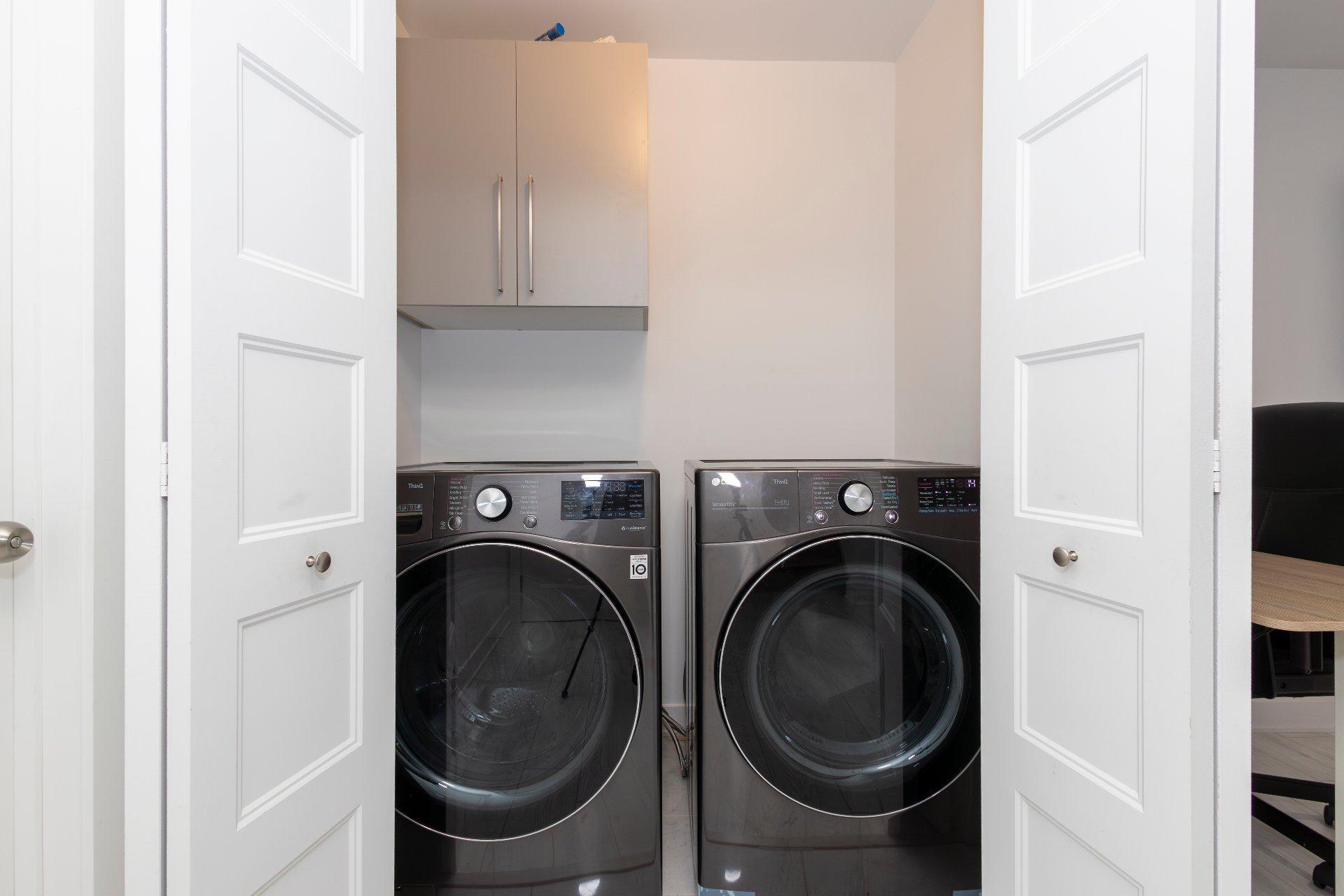 









1415


Rue Albert

,
Longueuil (Saint-Hubert),




QC
J4T1T7

