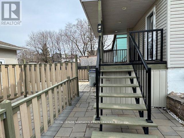 












84 SIXTH AVENUE

,
Timmins (TNE - Central),




Ontario
P4N5M2

