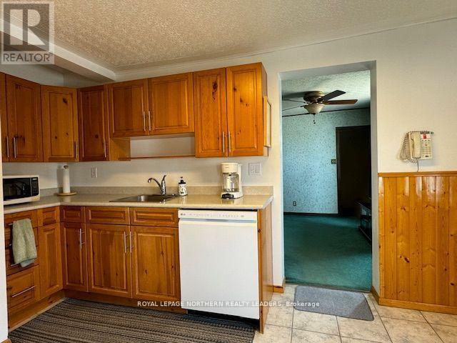 












84 SIXTH AVENUE

,
Timmins (TNE - Central),




Ontario
P4N5M2


