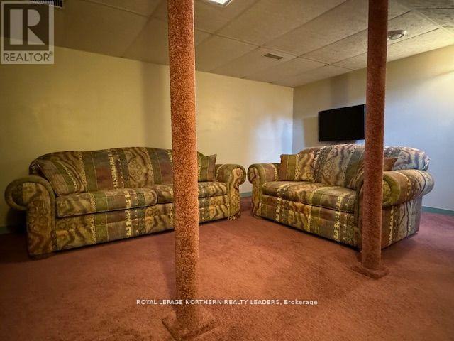 












84 SIXTH AVENUE

,
Timmins (TNE - Central),




Ontario
P4N5M2

