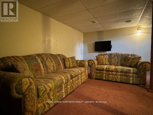 












84 SIXTH AVENUE

,
Timmins (TNE - Central),




Ontario
P4N5M2

