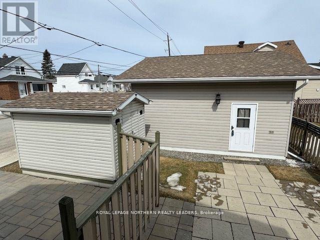












84 SIXTH AVENUE

,
Timmins (TNE - Central),




Ontario
P4N5M2

