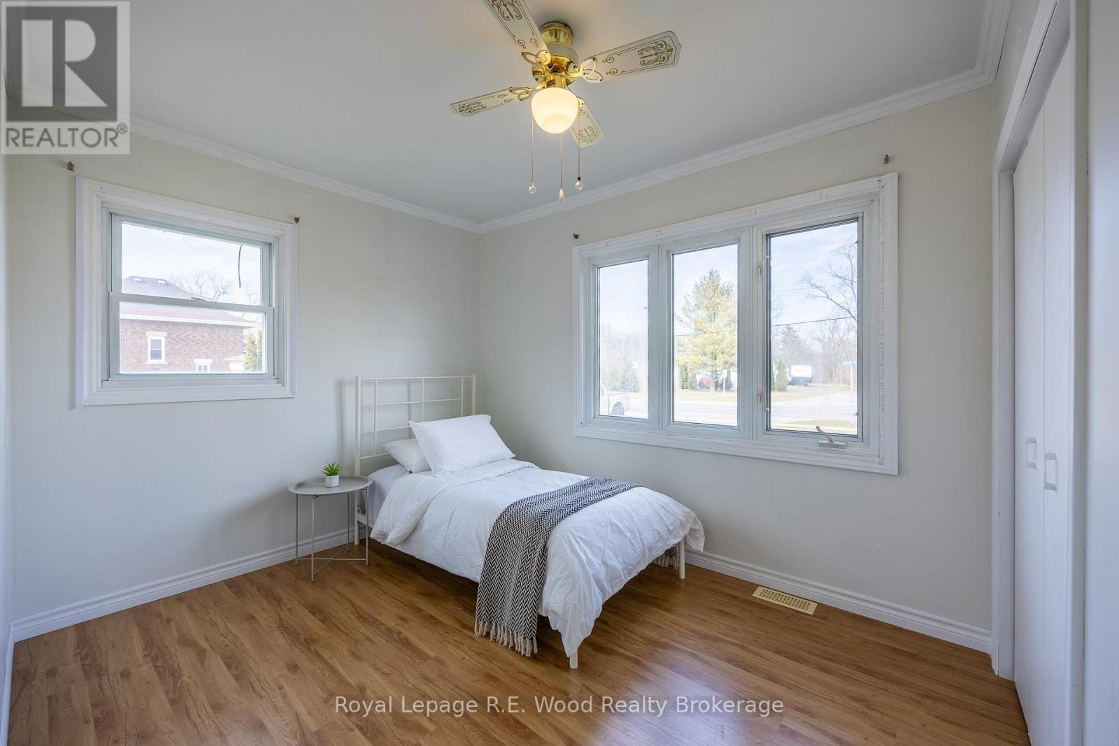 












53869 HERITAGE LINE

,
Bayham (Richmond),




Ontario
N5H2R1

