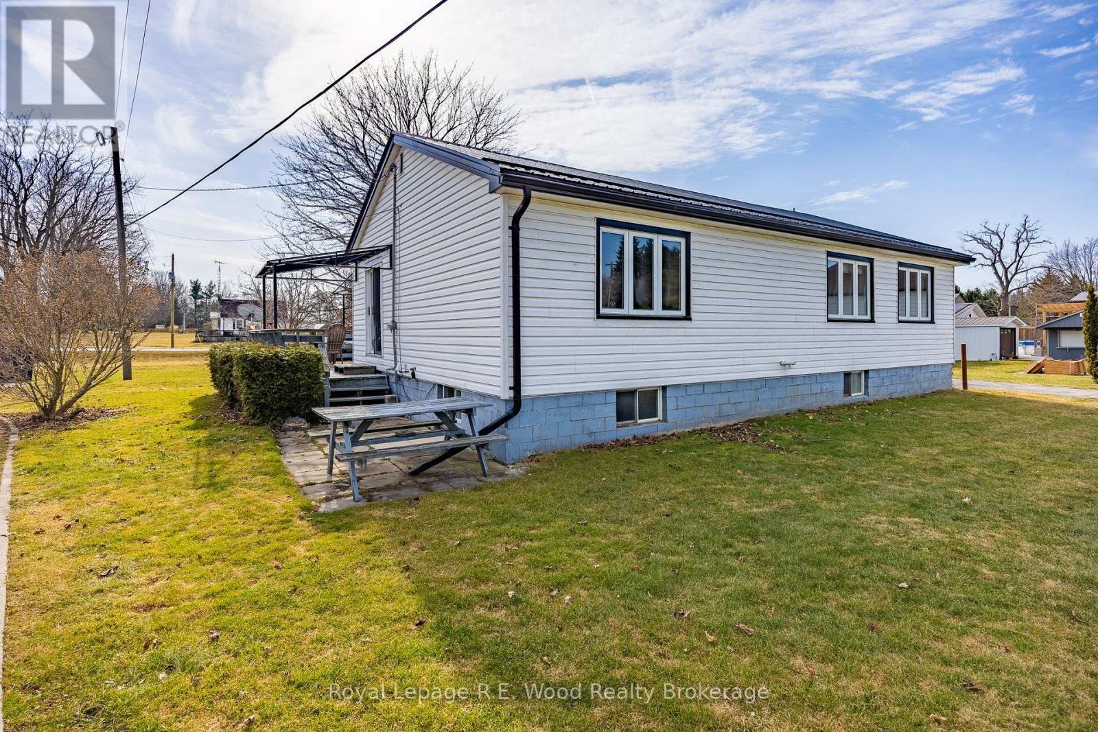 












53869 HERITAGE LINE

,
Bayham (Richmond),




Ontario
N5H2R1

