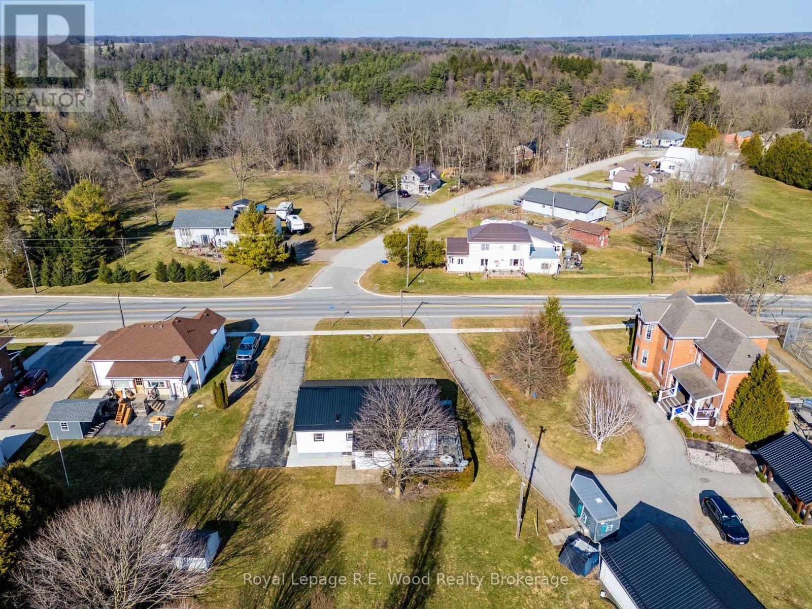 












53869 HERITAGE LINE

,
Bayham (Richmond),




Ontario
N5H2R1

