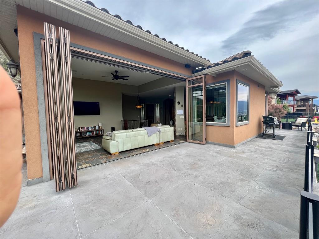









200


Harvest

Court,
Vernon,




BC
V1H 1Z8

