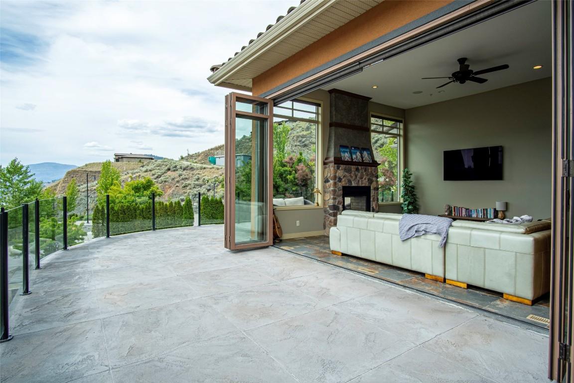









200


Harvest

Court,
Vernon,




BC
V1H 1Z8

