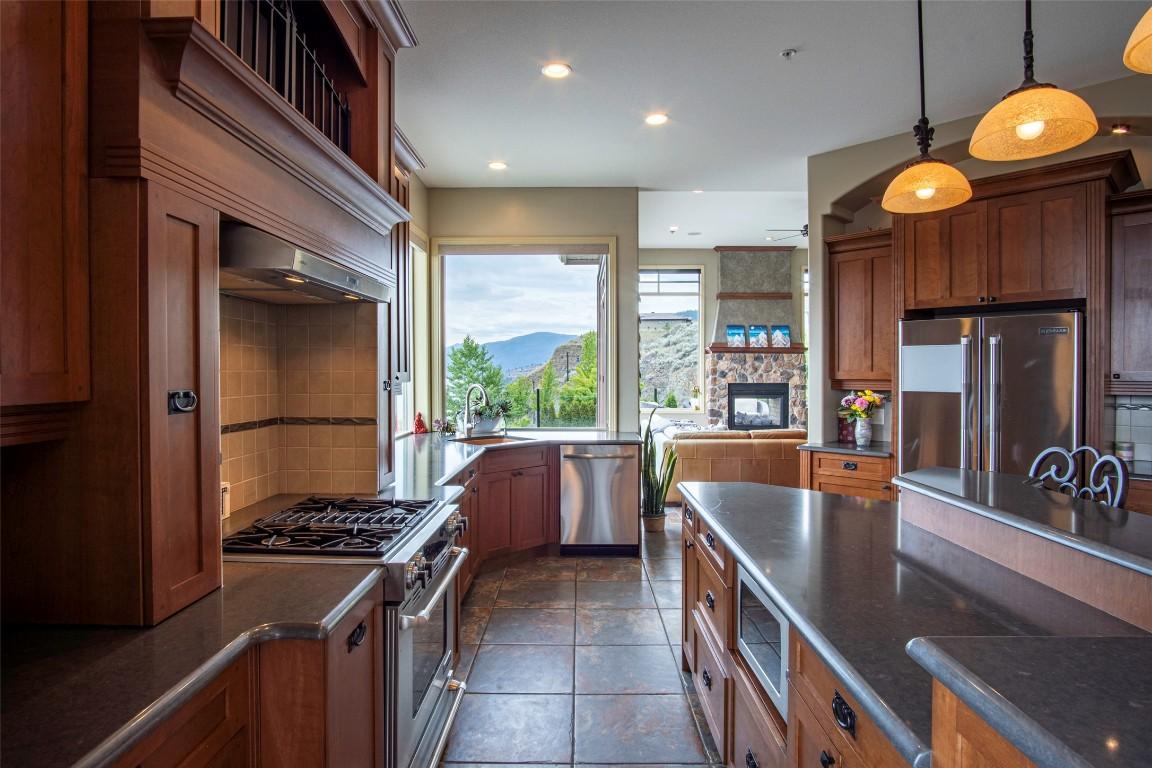 









200


Harvest

Court,
Vernon,




BC
V1H 1Z8

