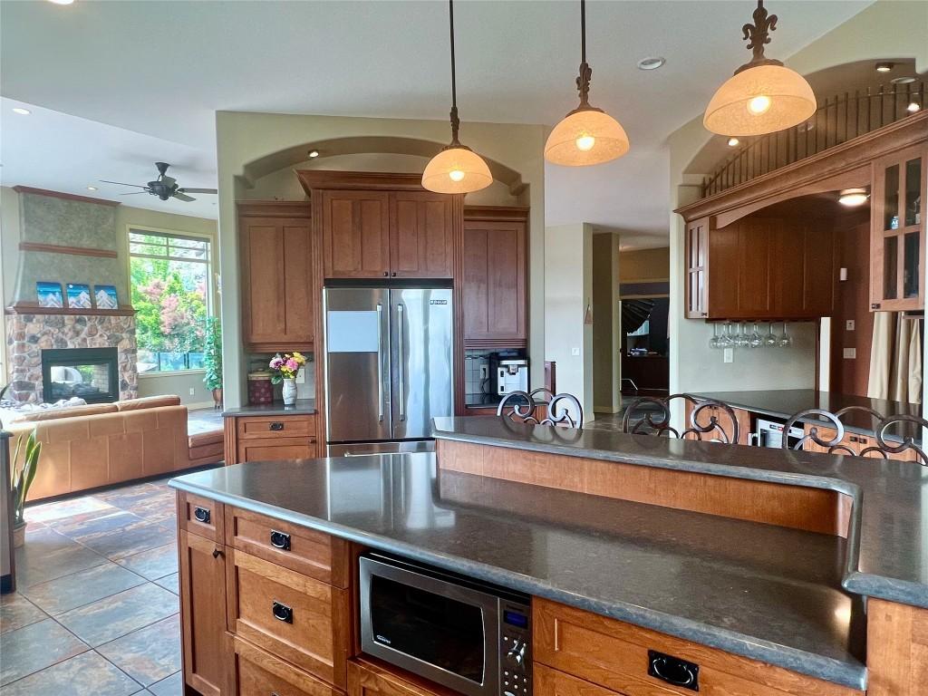









200


Harvest

Court,
Vernon,




BC
V1H 1Z8

