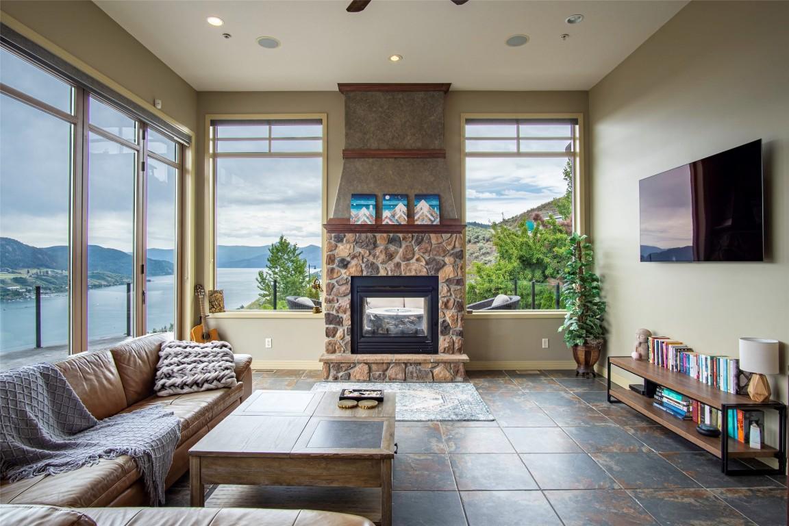 









200


Harvest

Court,
Vernon,




BC
V1H 1Z8

