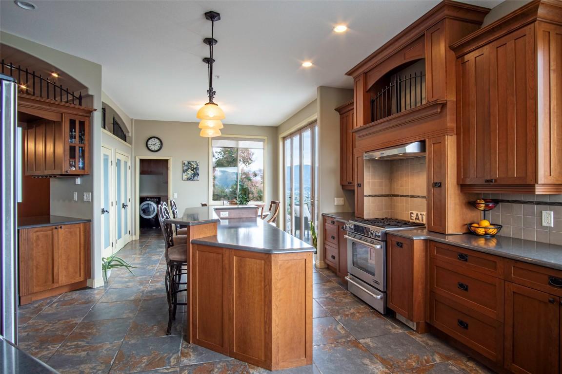 









200


Harvest

Court,
Vernon,




BC
V1H 1Z8

