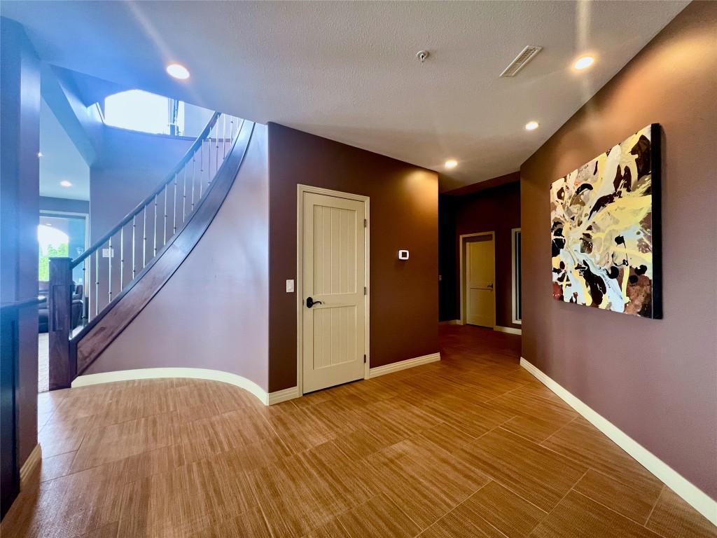 









200


Harvest

Court,
Vernon,




BC
V1H 1Z8

