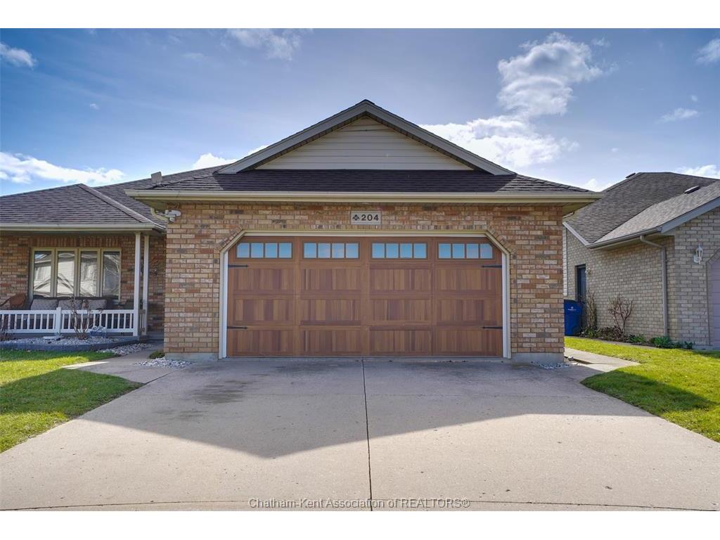 









204


Garden

Path,
Chatham,




ON
N7M 5M3

