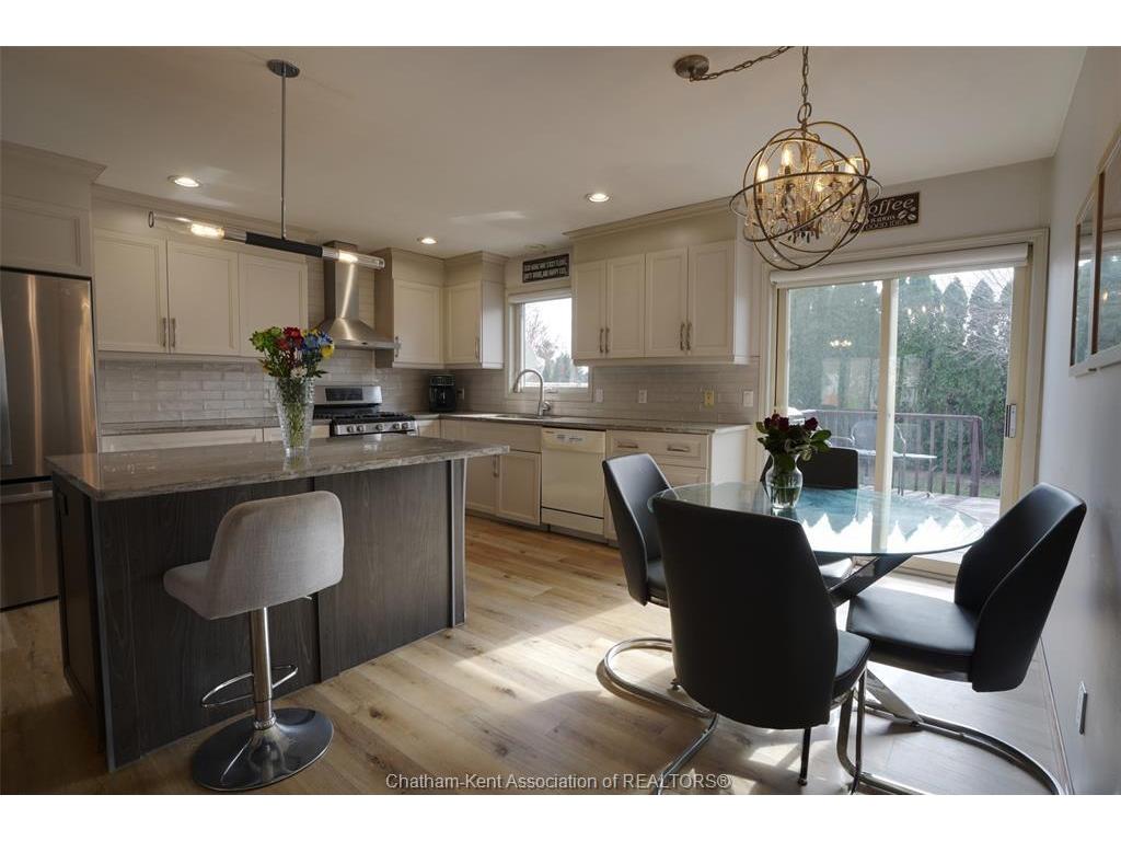 









204


Garden

Path,
Chatham,




ON
N7M 5M3

