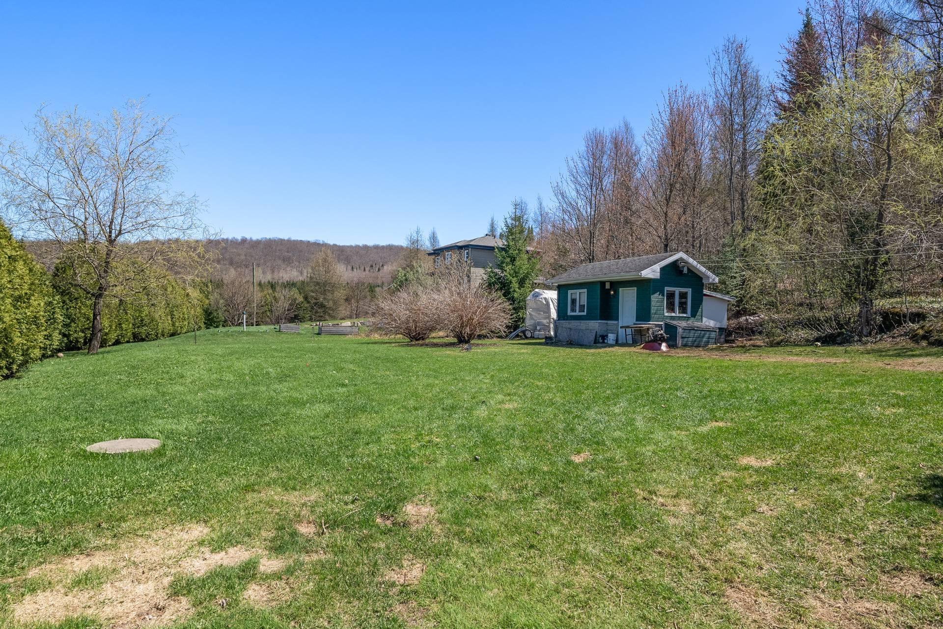 









1886


Ch. de Bélair

,
Québec (La Haute-Saint-Charles),




QC
G3J0A7

