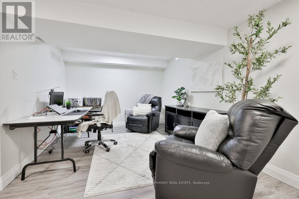 












66 - 1558 LANCASTER DRIVE

,
Oakville,




Ontario
L6H2Z4

