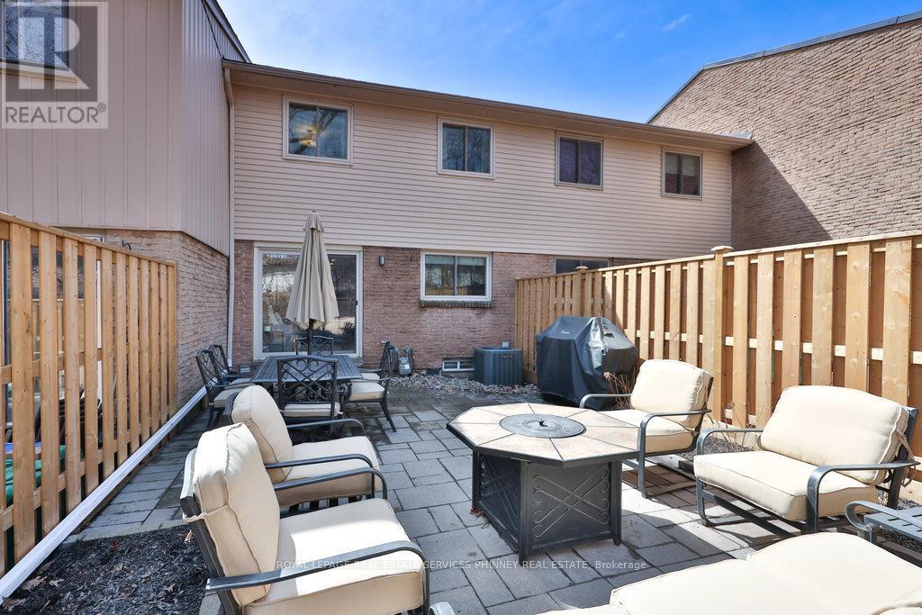 












66 - 1558 LANCASTER DRIVE

,
Oakville,




Ontario
L6H2Z4

