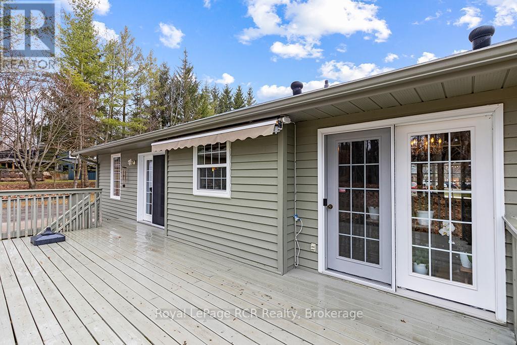 












107 MAPLE RIDGE CRESCENT

,
Georgian Bluffs,




Ontario
N4K5N4

