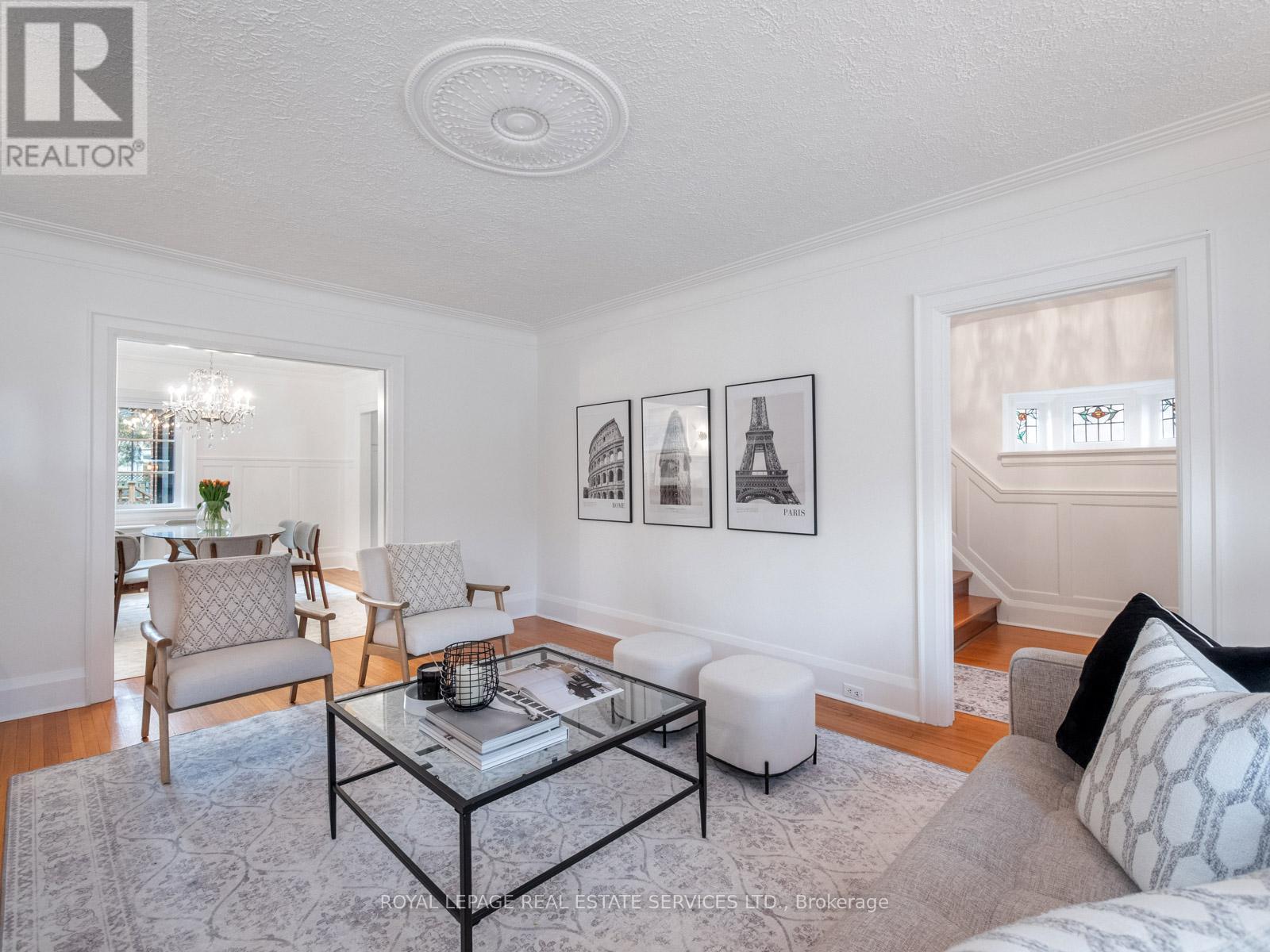 












28 TRAYMORE CRESCENT

,
Toronto,




Ontario
M6S4K5

