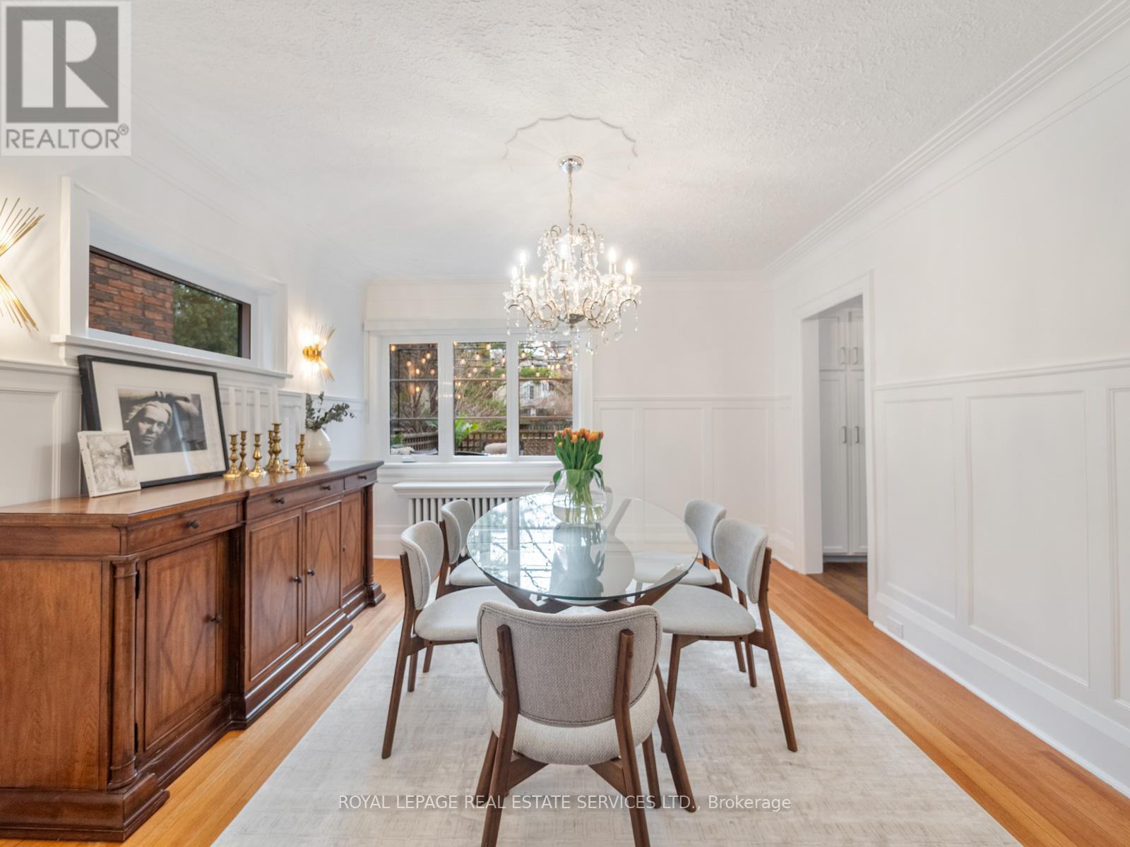 












28 TRAYMORE CRESCENT

,
Toronto,




Ontario
M6S4K5

