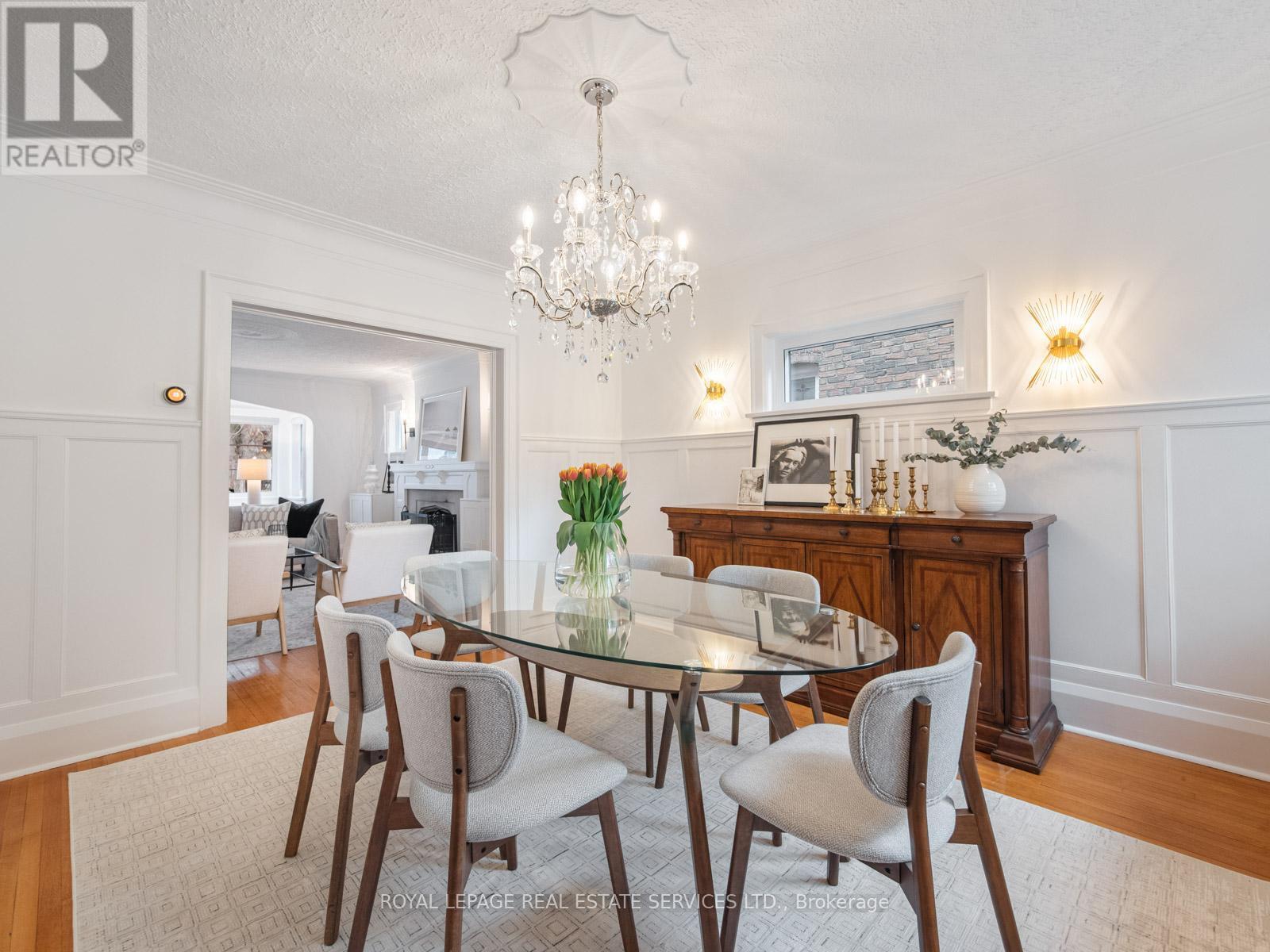 












28 TRAYMORE CRESCENT

,
Toronto,




Ontario
M6S4K5

