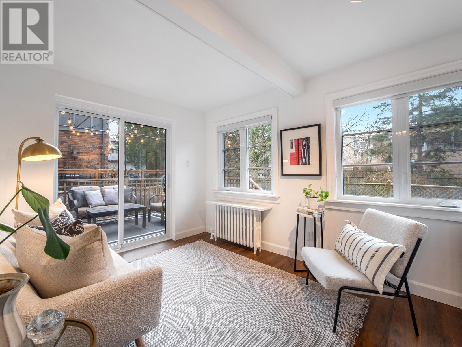 












28 TRAYMORE CRESCENT

,
Toronto,




Ontario
M6S4K5


