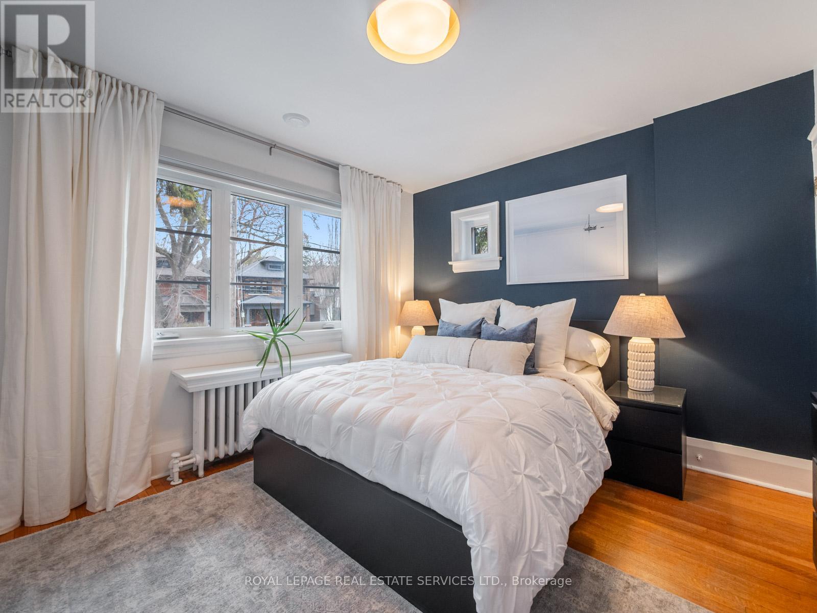 












28 TRAYMORE CRESCENT

,
Toronto,




Ontario
M6S4K5


