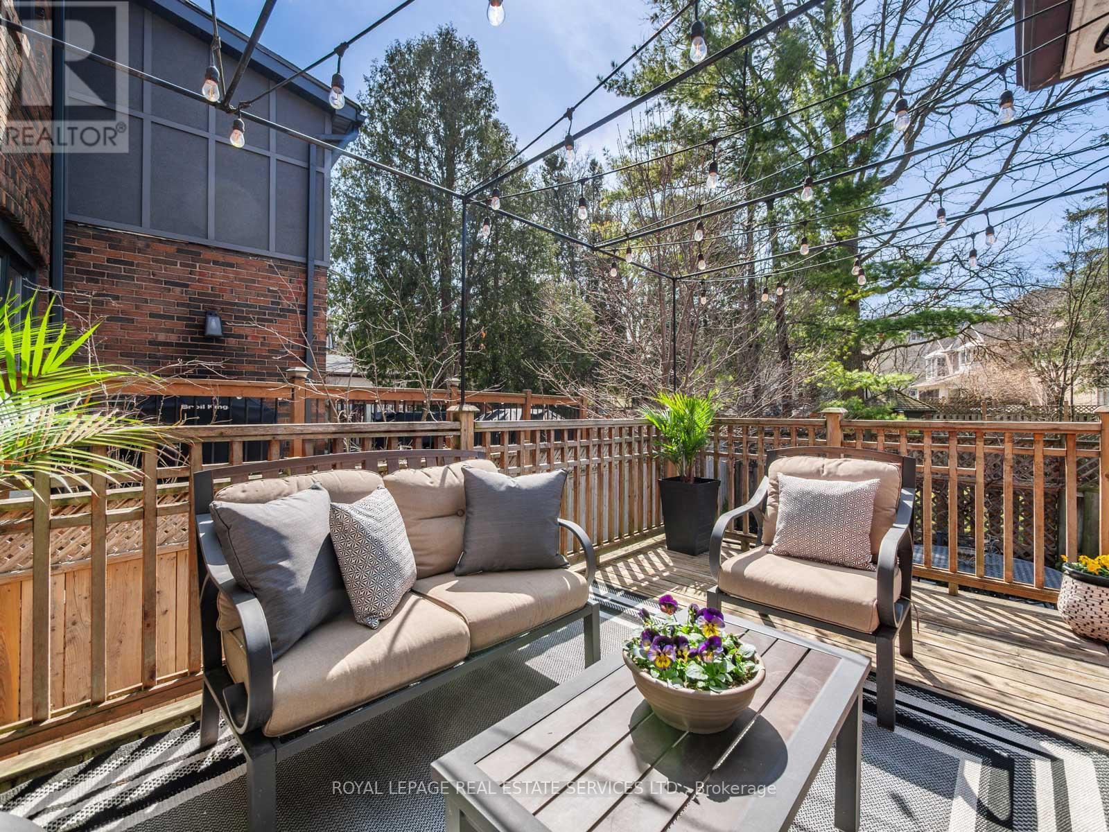 












28 TRAYMORE CRESCENT

,
Toronto,




Ontario
M6S4K5

