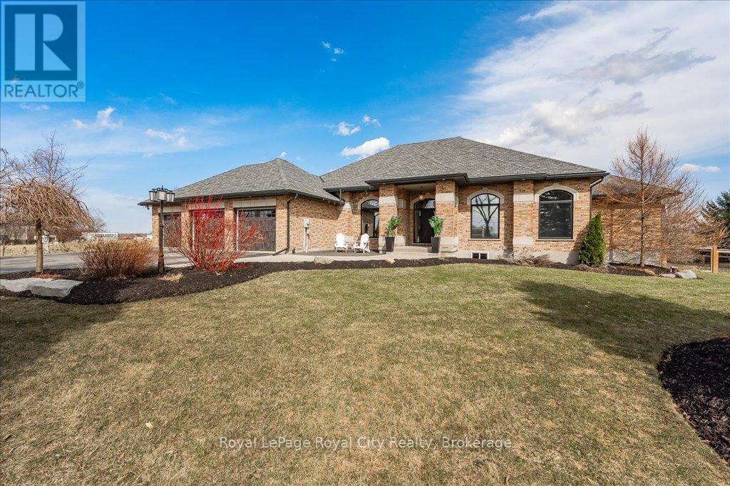 












4663 WELLINGTON 35 ROAD

,
Puslinch,




Ontario
N1H6J3

