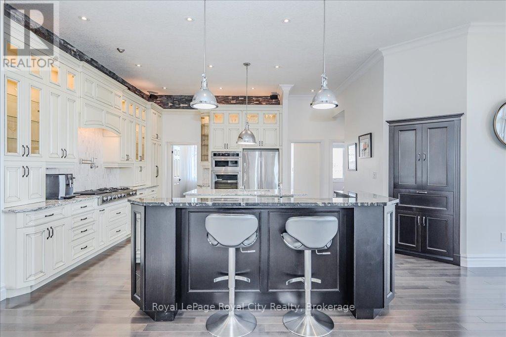 












4663 WELLINGTON 35 ROAD

,
Puslinch,




Ontario
N1H6J3

