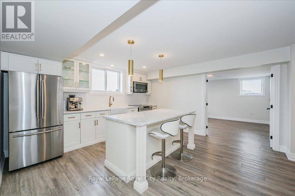 












4663 WELLINGTON 35 ROAD

,
Puslinch,




Ontario
N1H6J3

