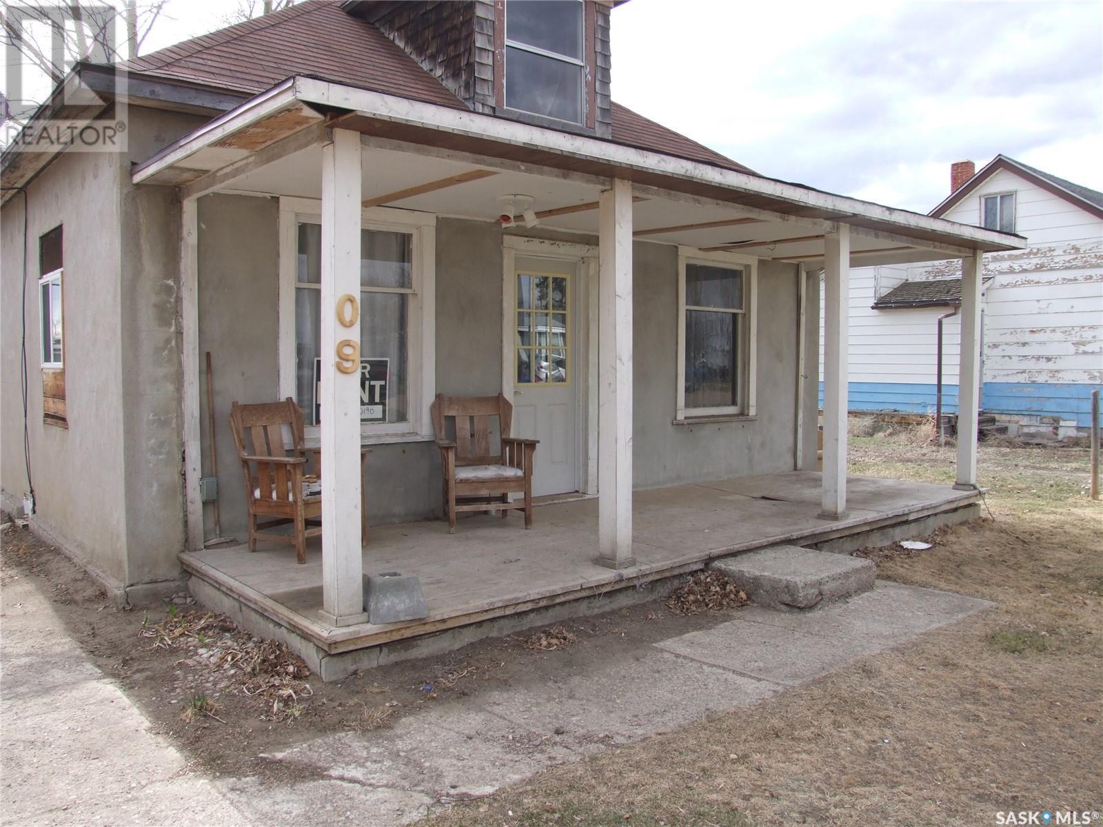 












209 Langley STREET

,
Burstall,




Saskatchewan
S0N0H0

