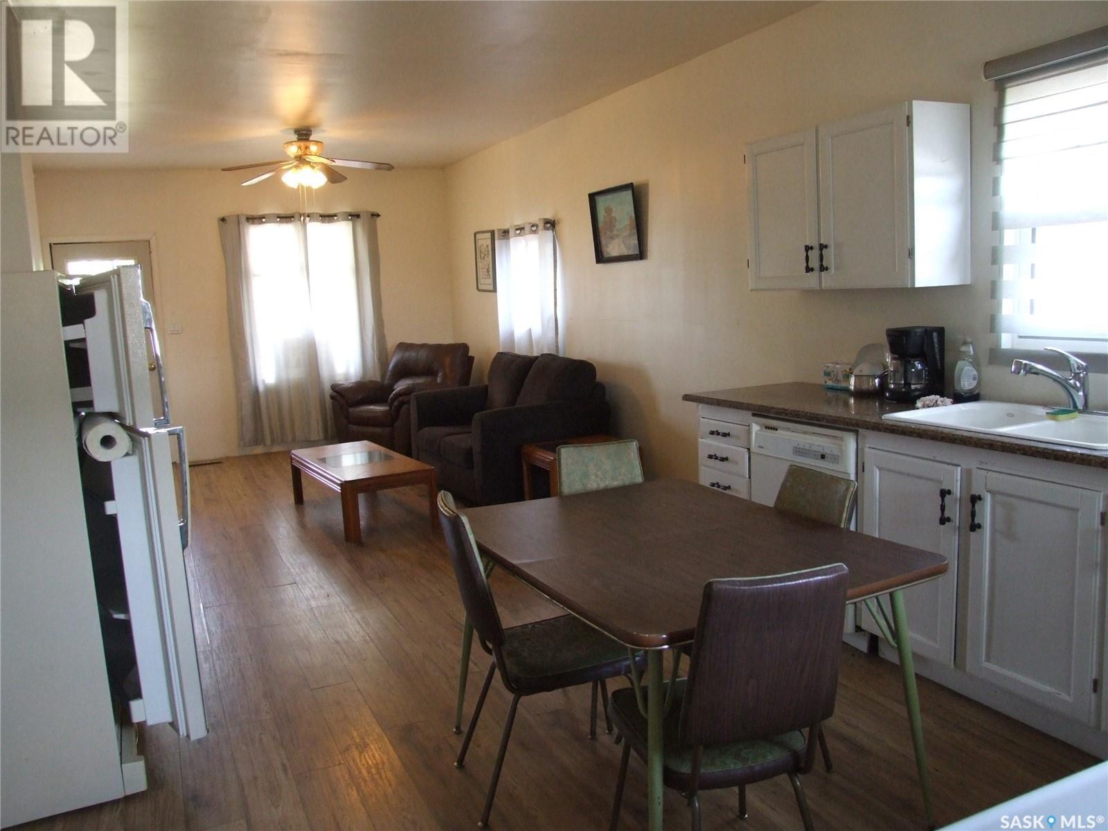 












209 Langley STREET

,
Burstall,




Saskatchewan
S0N0H0

