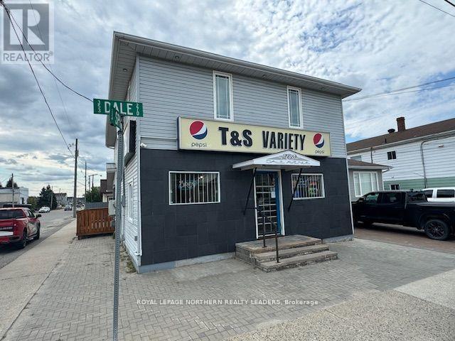 












269 DALE AVENUE

,
Timmins (TS - SE),




Ontario
P4N1M7

