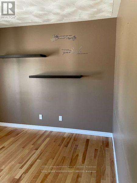 












269 DALE AVENUE

,
Timmins (TS - SE),




Ontario
P4N1M7


