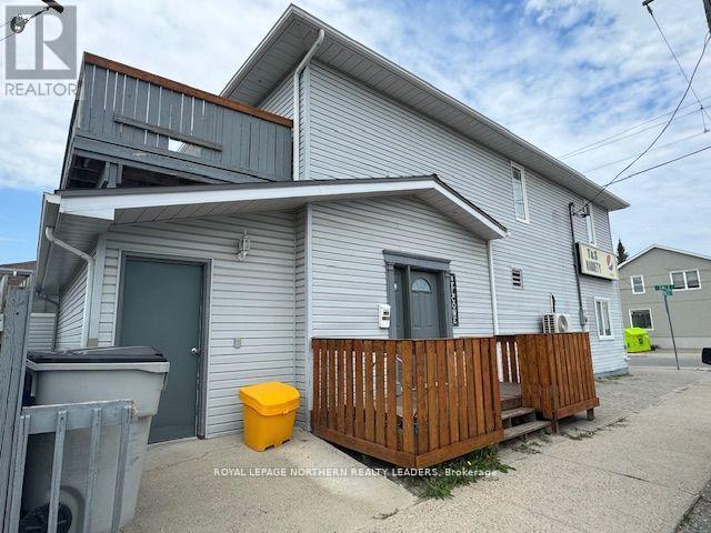 












269 DALE AVENUE

,
Timmins (TS - SE),




Ontario
P4N1M7

