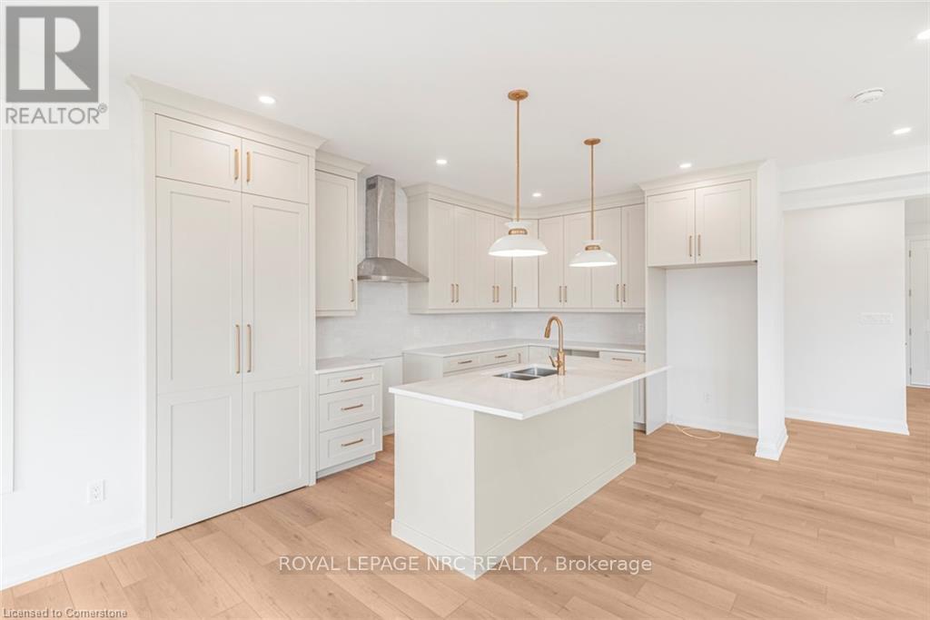 












4364 VICTORIA AVENUE

,
Lincoln (Lincoln-Jordan/Vineland),




Ontario
L0R2E0

