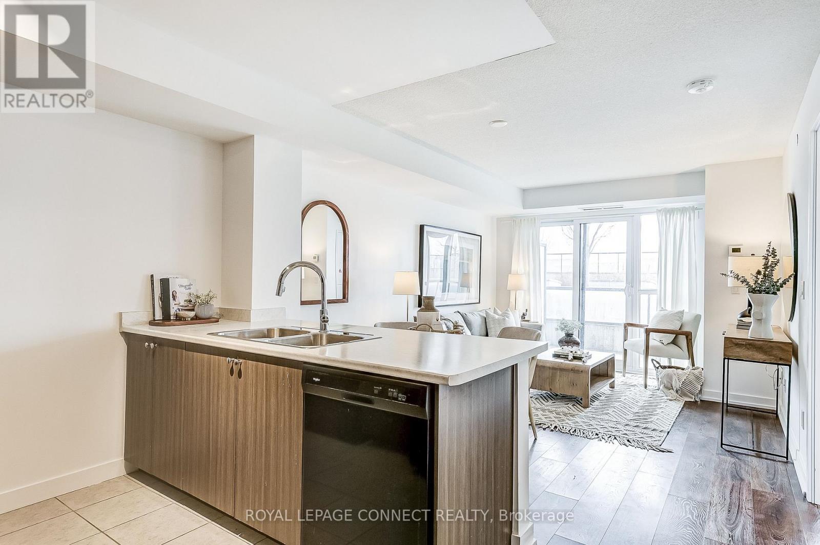 












321 - 8 TRENT AVENUE

,
Toronto,




Ontario
M4C0A6

