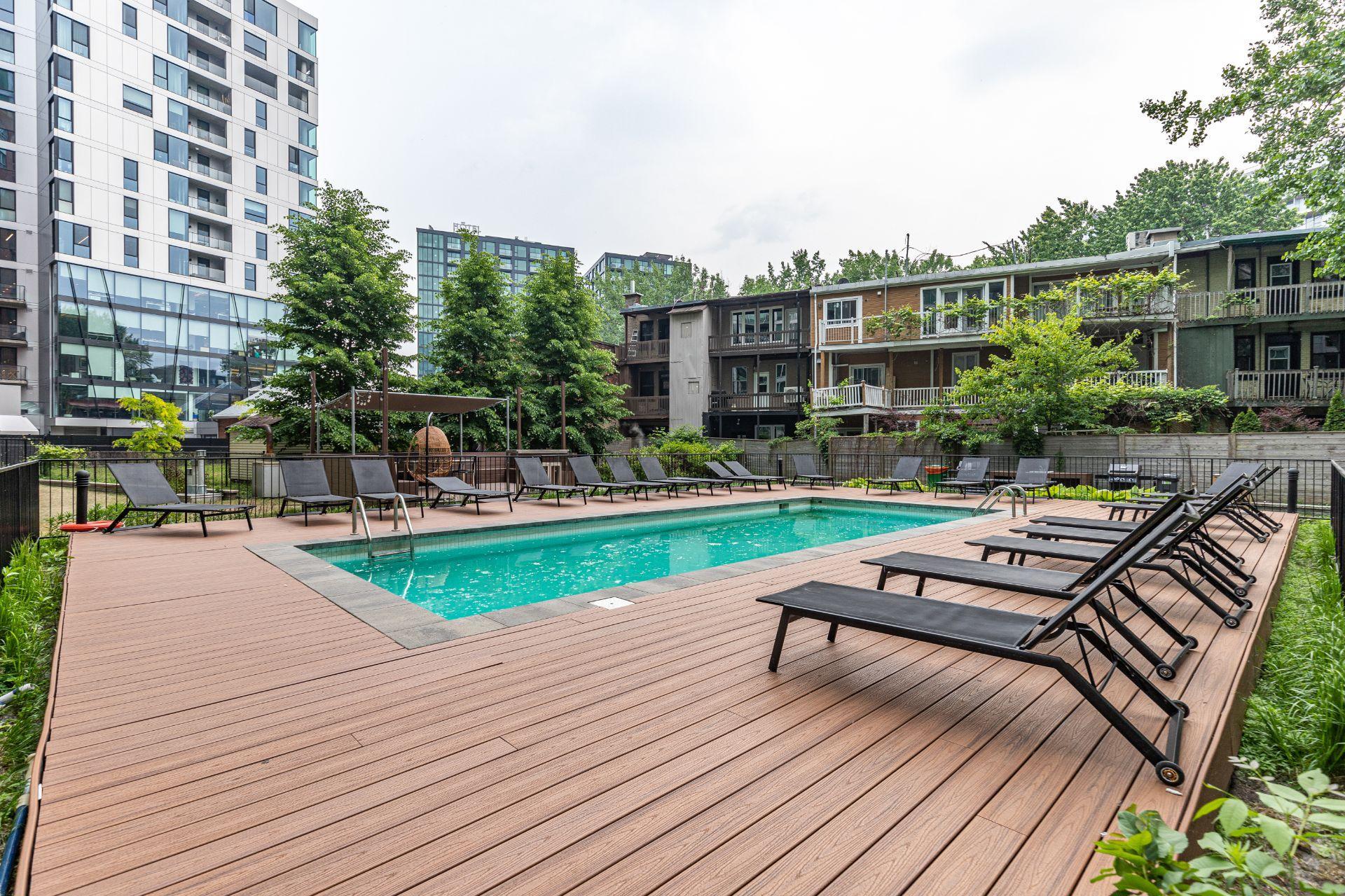 









190


Rue Murray

, 608,
Montréal (Le Sud-Ouest),




QC
H3C2C7

