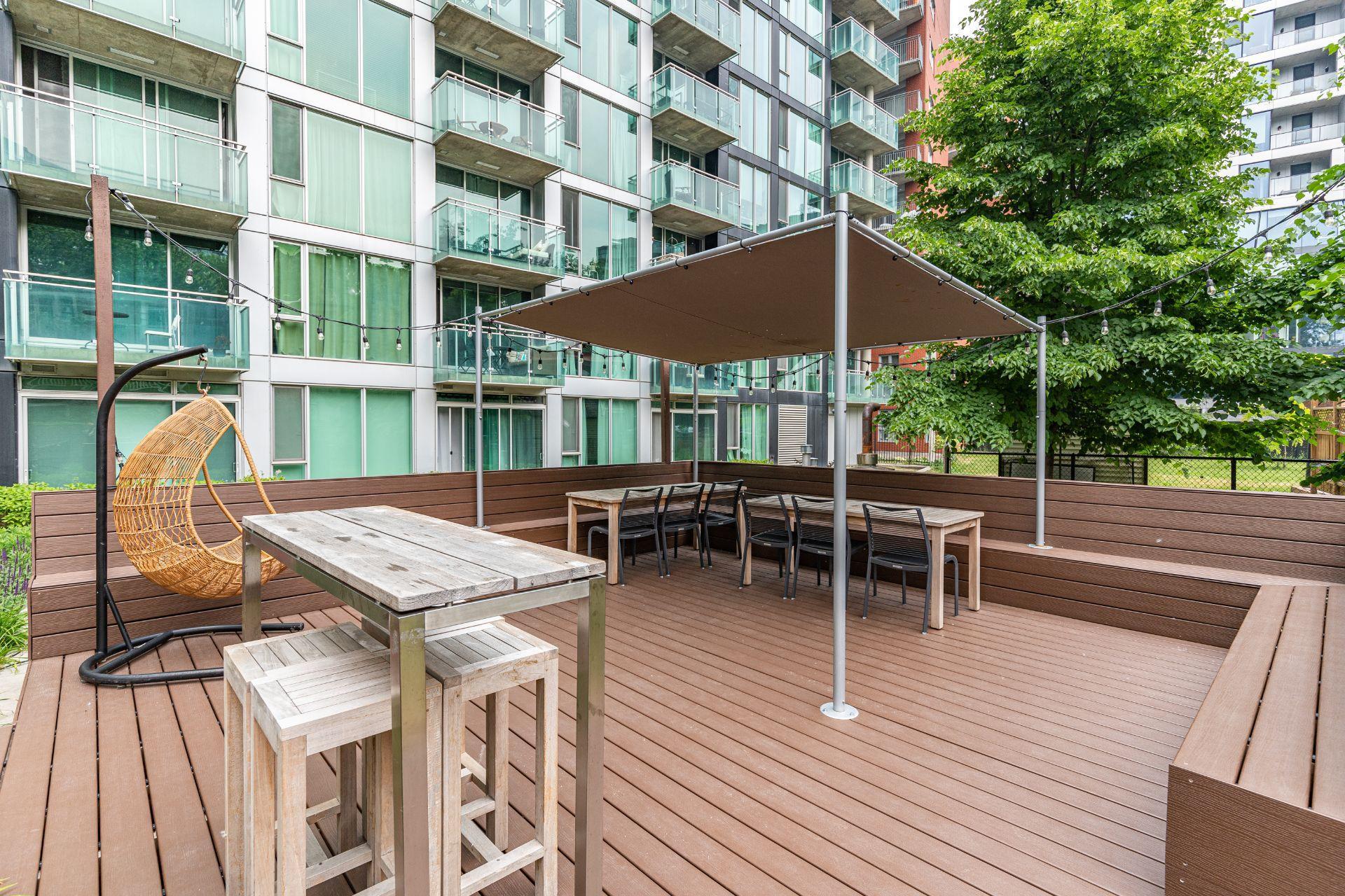 









190


Rue Murray

, 608,
Montréal (Le Sud-Ouest),




QC
H3C2C7


