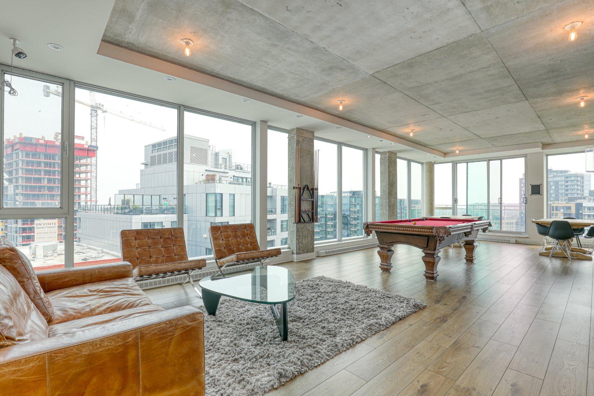 









190


Rue Murray

, 608,
Montréal (Le Sud-Ouest),




QC
H3C2C7

