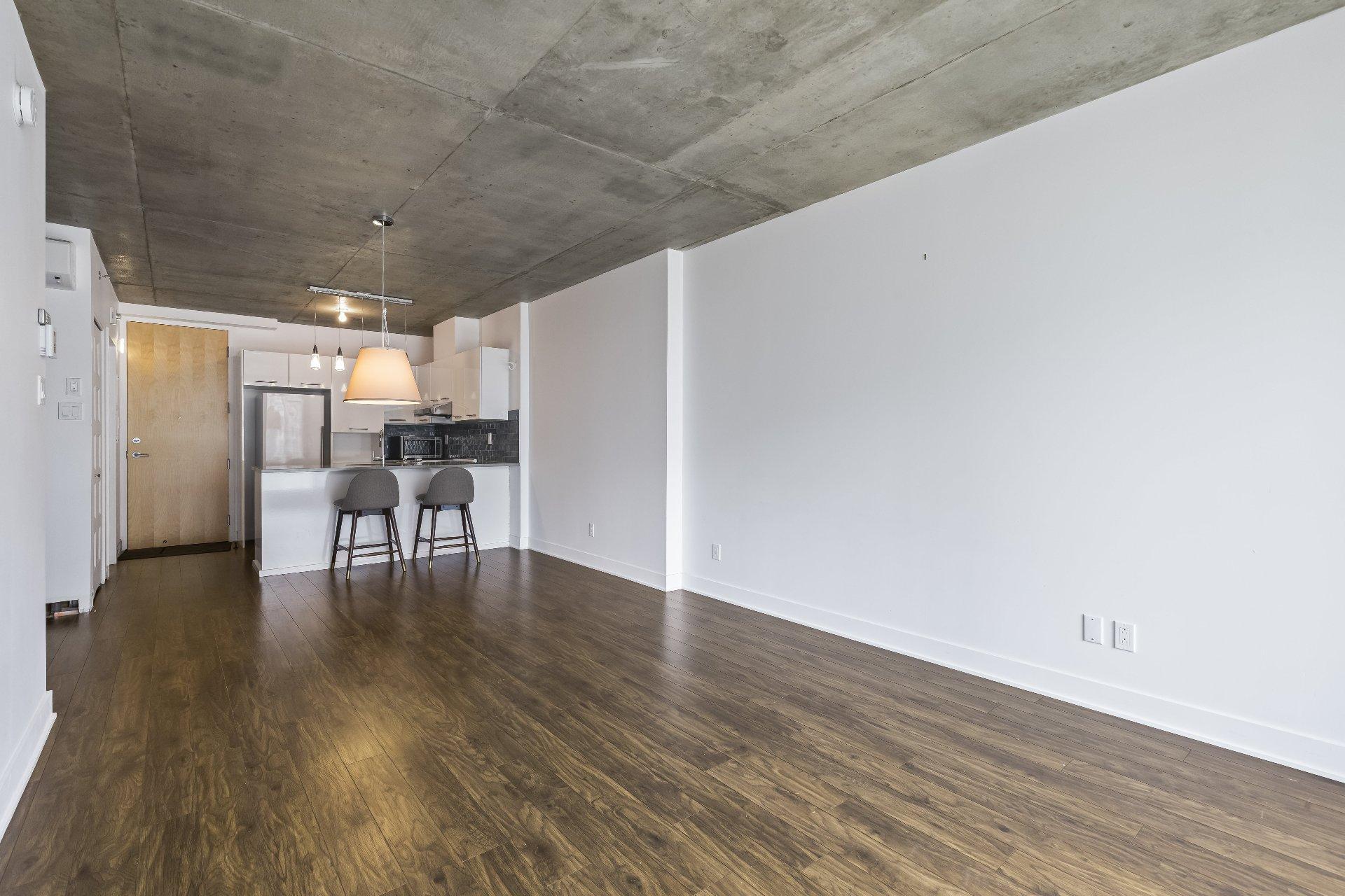 









190


Rue Murray

, 608,
Montréal (Le Sud-Ouest),




QC
H3C2C7

