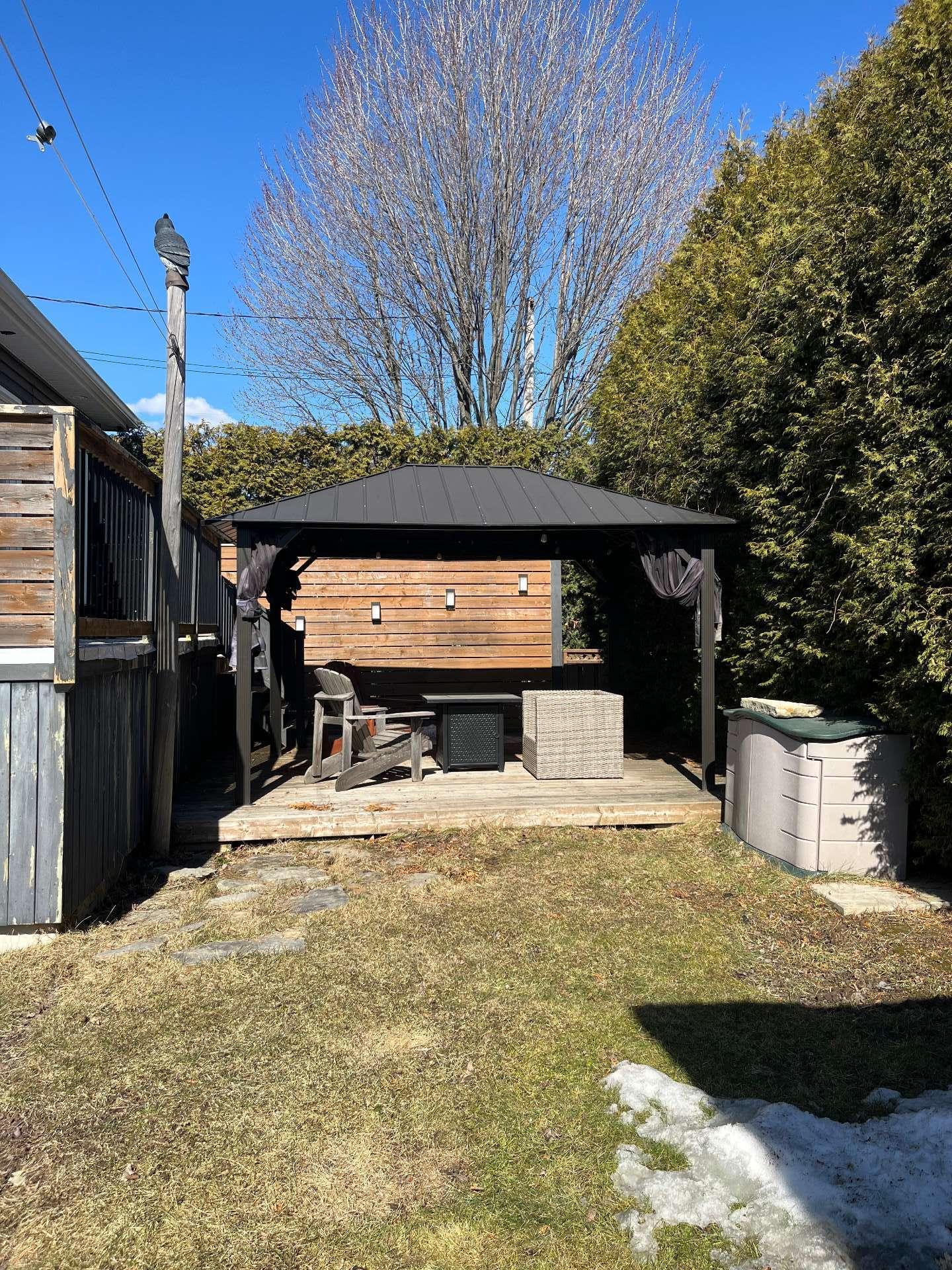 









718


Boul. Mauricien

,
Trois-Rivières,




QC
G9B1G5

