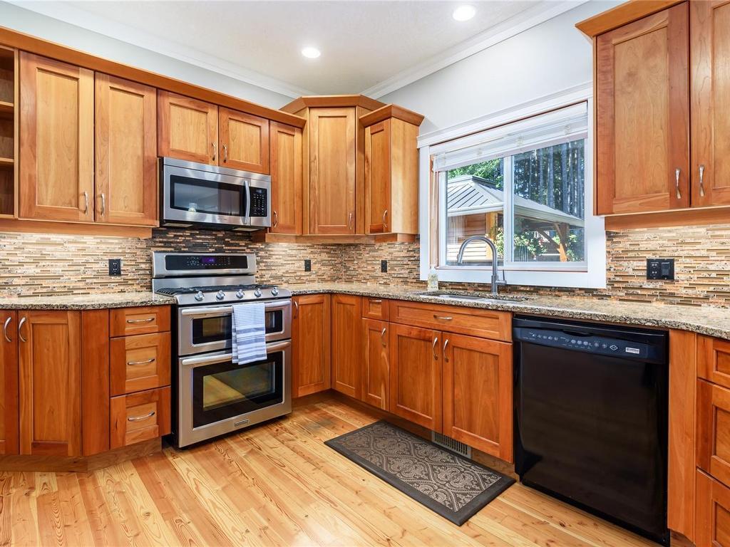 









2042


Stevedor

Rd,
Courtenay,




BC
V9J 1Y4

