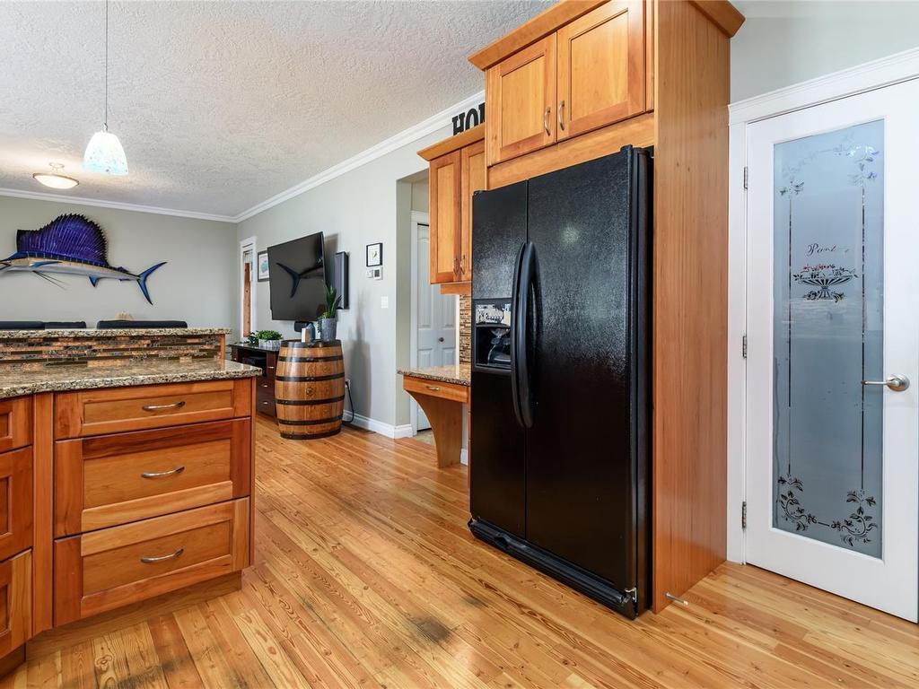 









2042


Stevedor

Rd,
Courtenay,




BC
V9J 1Y4

