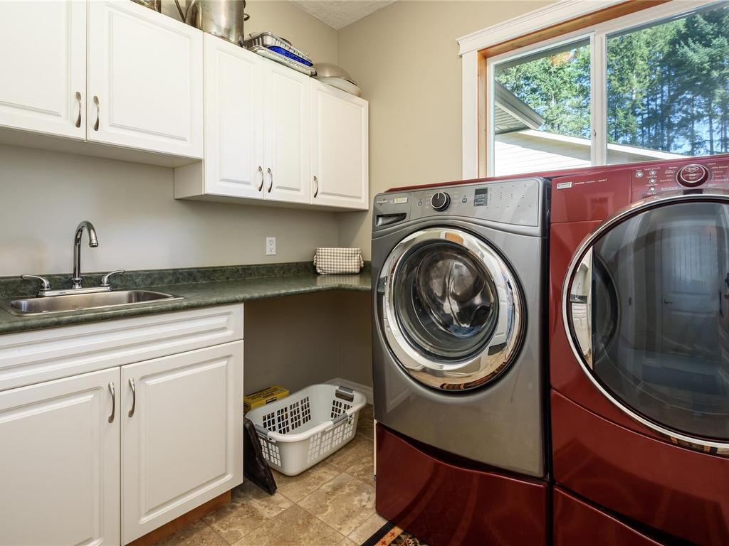 









2042


Stevedor

Rd,
Courtenay,




BC
V9J 1Y4

