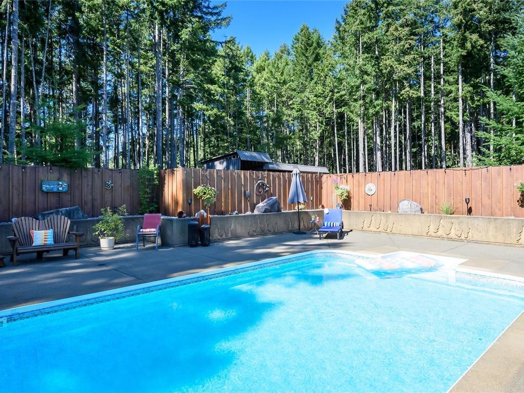 









2042


Stevedor

Rd,
Courtenay,




BC
V9J 1Y4

