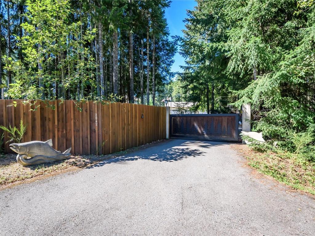 









2042


Stevedor

Rd,
Courtenay,




BC
V9J 1Y4

