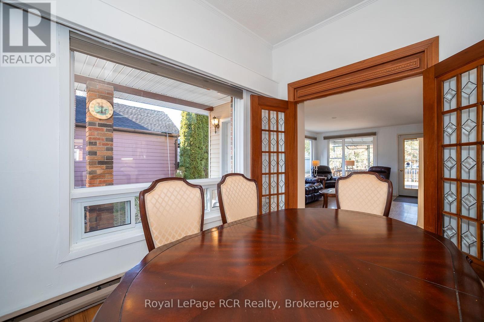 












838 6TH AVENUE W

,
Owen Sound,




Ontario
N4K5G2

